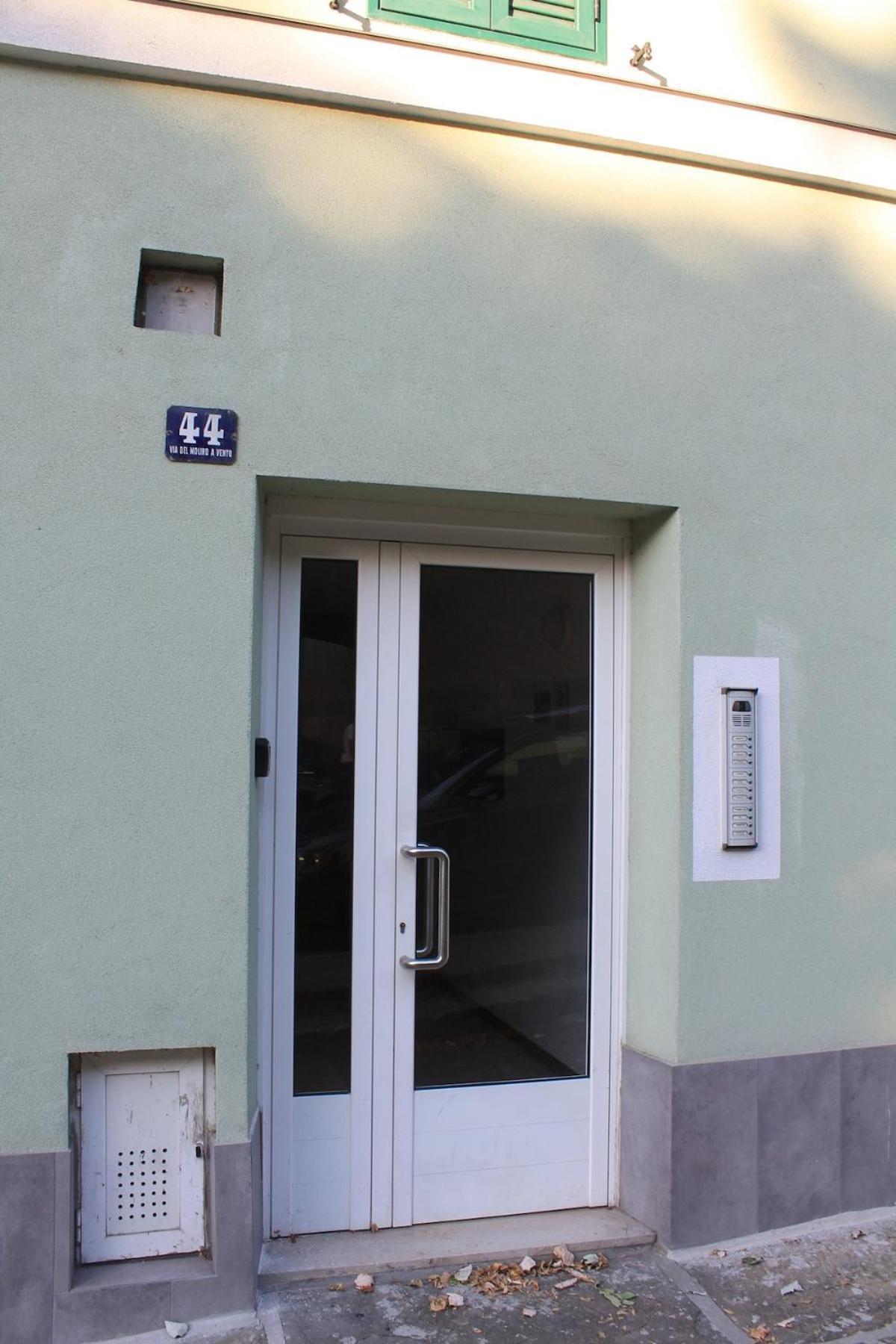 Terrace44 Oasi Di Pace E Relax Nel Cuore Di Trieste Exterior foto